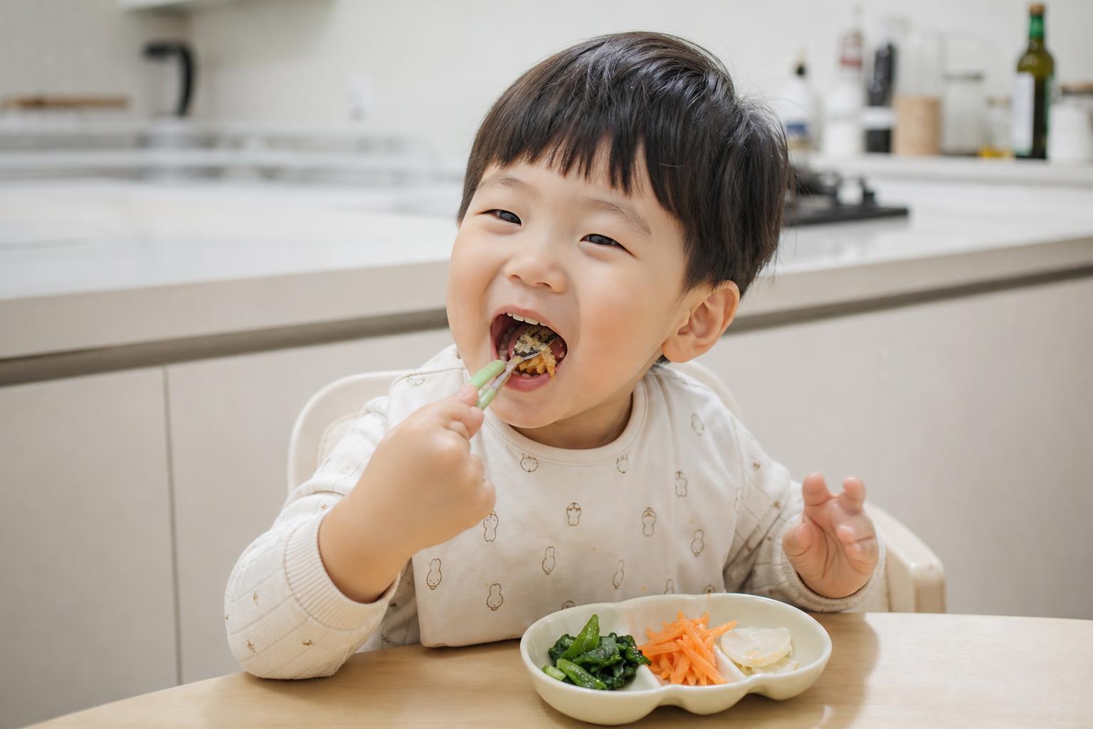 간단하게 뚝딱! 맛있는 채소 볶음과 무침 레시피