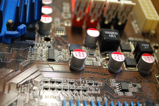 HBM이 이끄는 산업의 변화: 반도체 강자들이 주목해요!