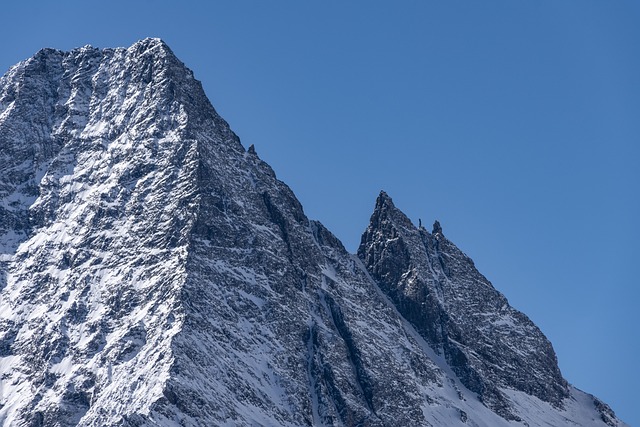강화도 마니산: 신비로운 역사와 자연의 숨결 ⛰️