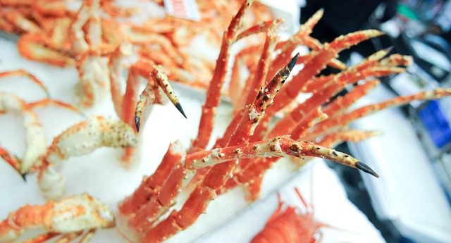 싱싱한 꽃게 고르기: 제철과 구입 팁 🦀