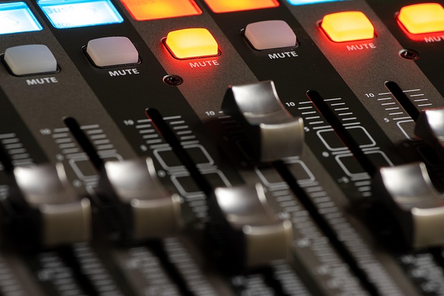 권은비의 다채로운 음악 세계: 직접 만드는 이야기들