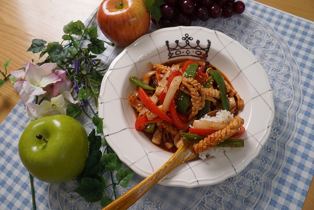 맛있는 오징어볶음, 어떤 재료가 필요할까요?