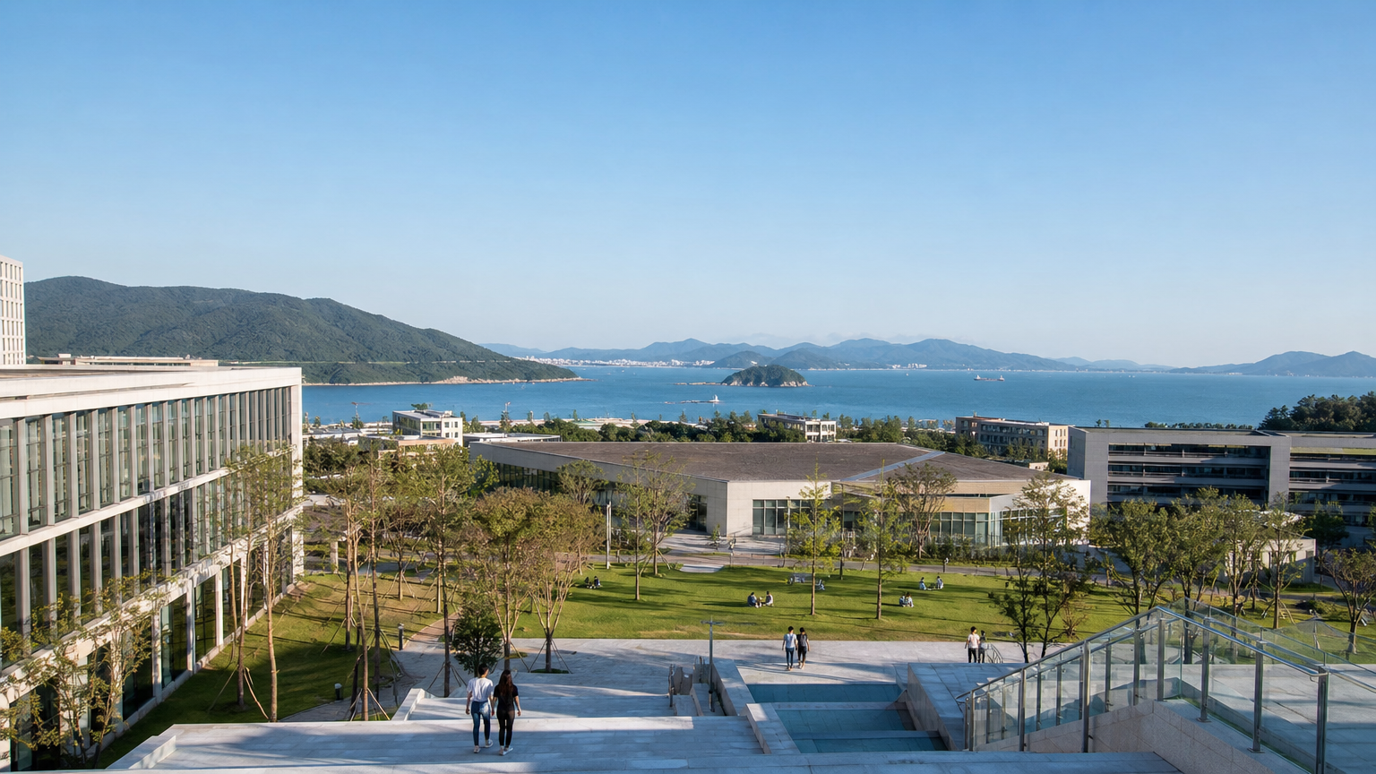 산과 바다로 둘러싸인 용당캠퍼스의 조용한 학습 환경 및 혁신적인 연구 공간